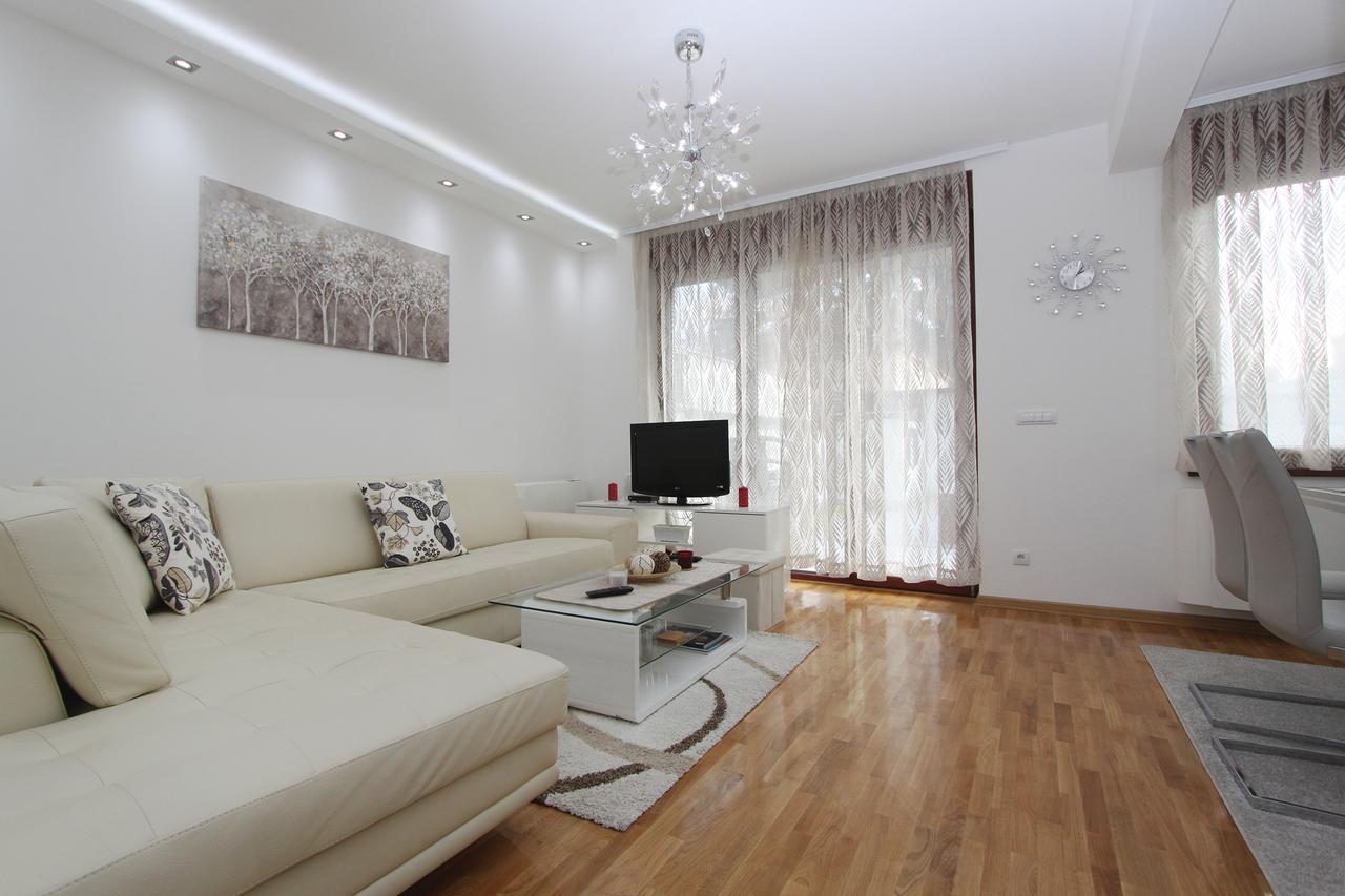 Apartment Joy Beograd Bagian luar foto
